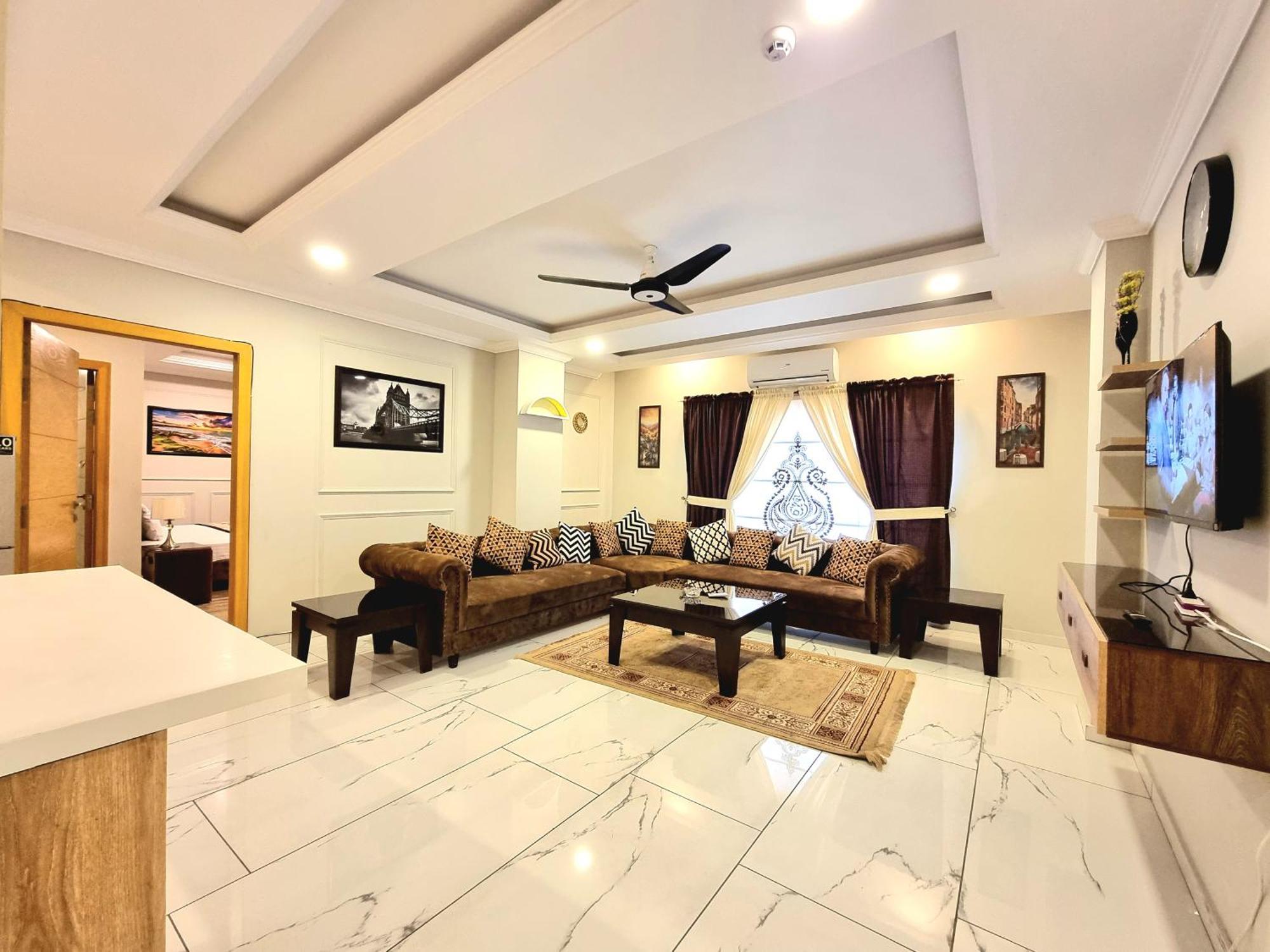 The Millenial Apartments & Suites Bahria Town Rawalpindi Room photo