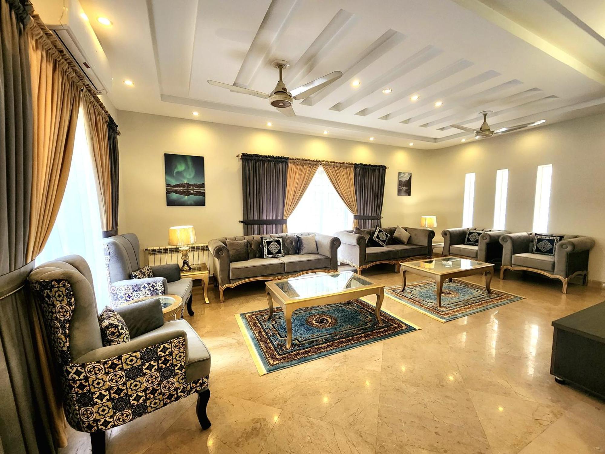 The Millenial Apartments & Suites Bahria Town Rawalpindi Room photo