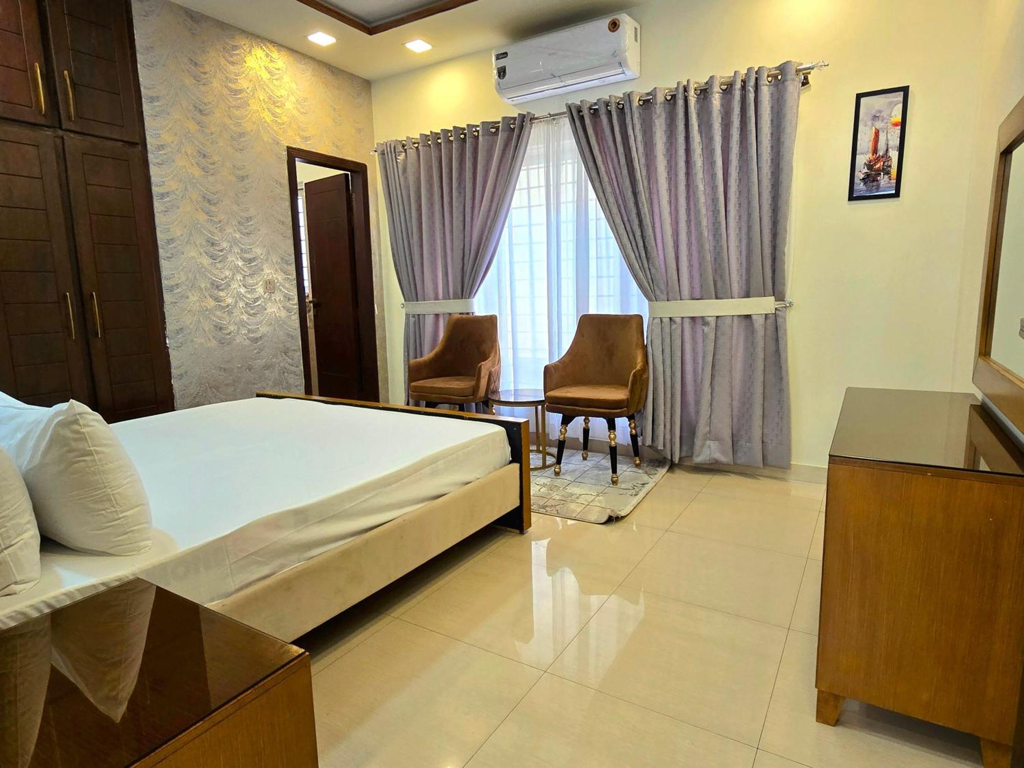 The Millenial Apartments & Suites Bahria Town Rawalpindi Room photo